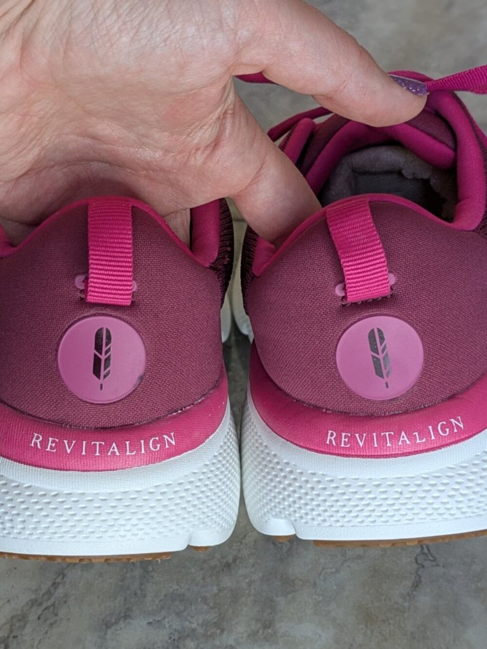 NEW Revitalign Gaia Orthotic Walking Sneakers (women's 8.5) - Picture 5 of 11